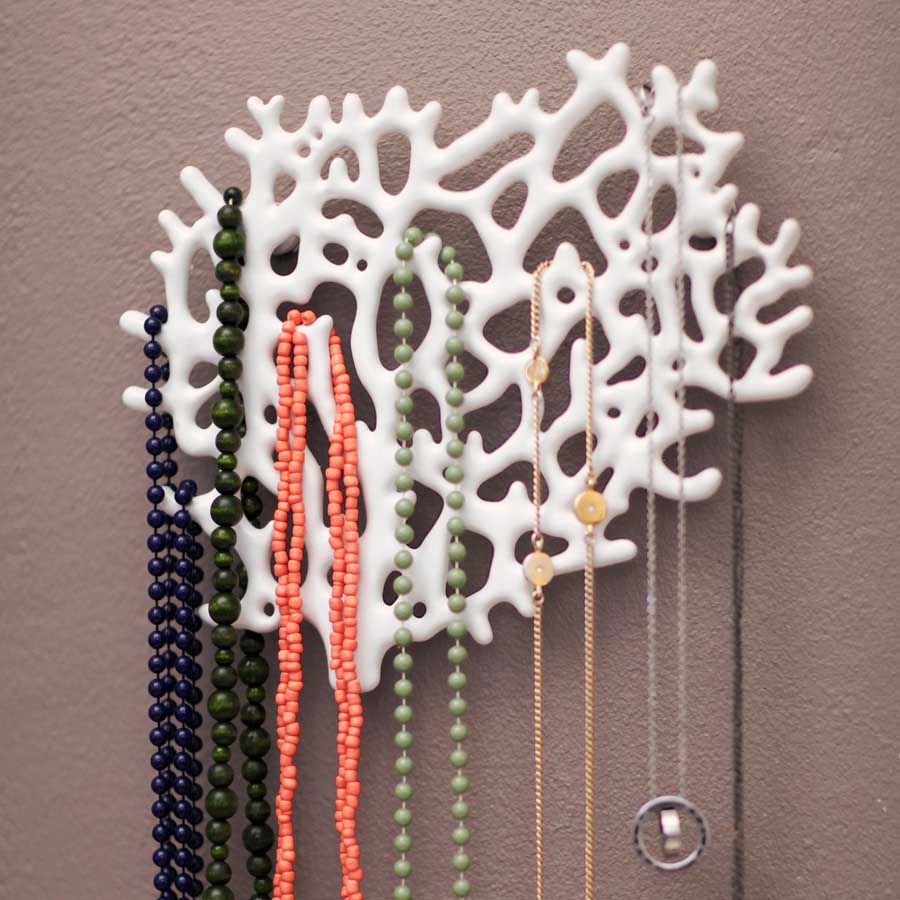 Smyckeshängare Coral Hook - Vit. 22x18,5x2,5 cm. Gjuten zink - 4