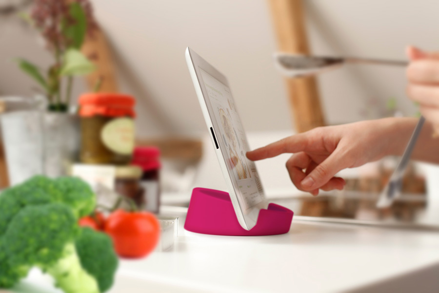 iPad ställ Kitchen Tablet Stand. Kokboksstöd för iPad/tablet PC - Cerise. ø11,4 cm, 4,5 cm hög. Silikon - 3